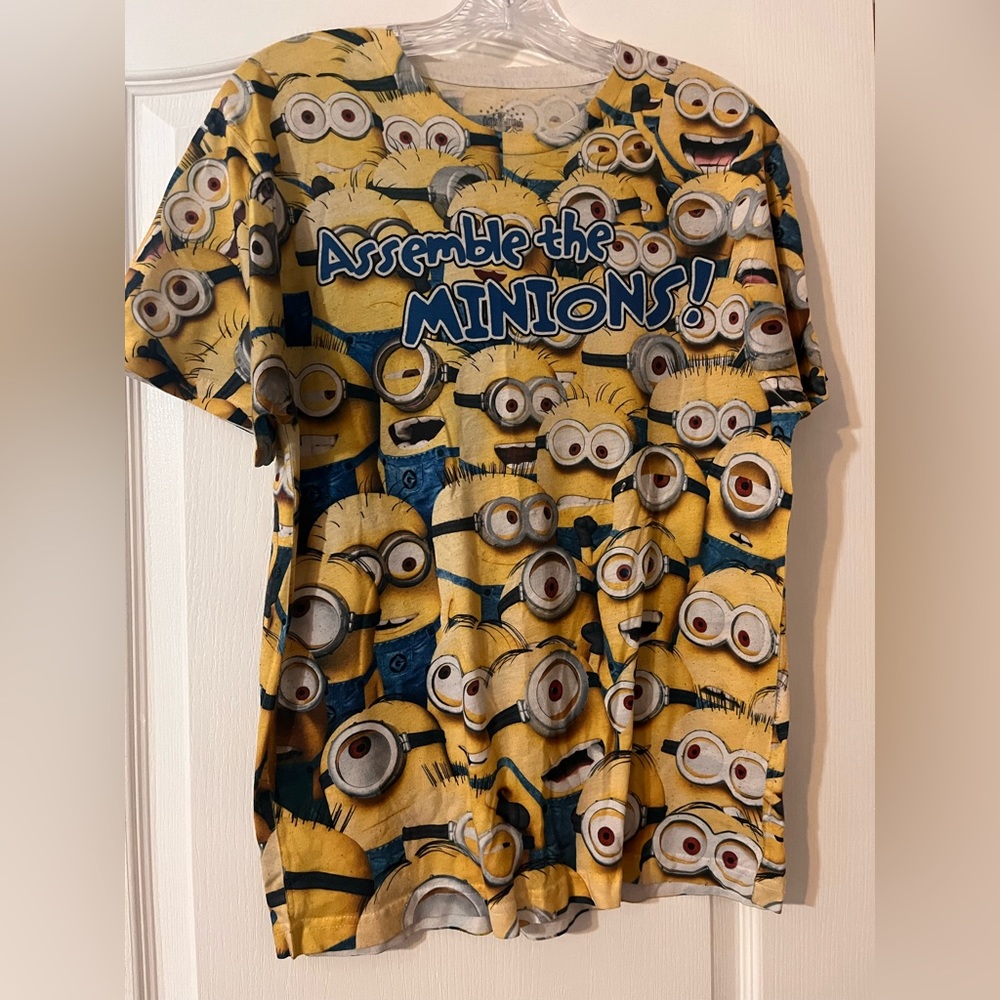 MINIONS shirt